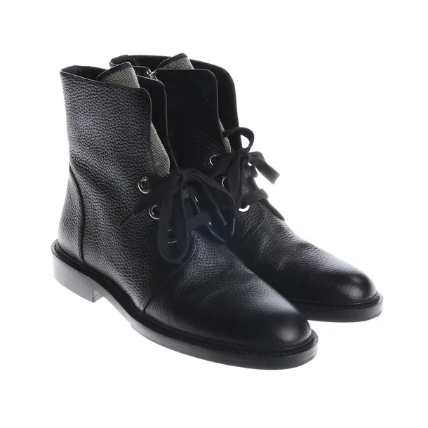 Boots, in Schwarz, Steffen Schraut