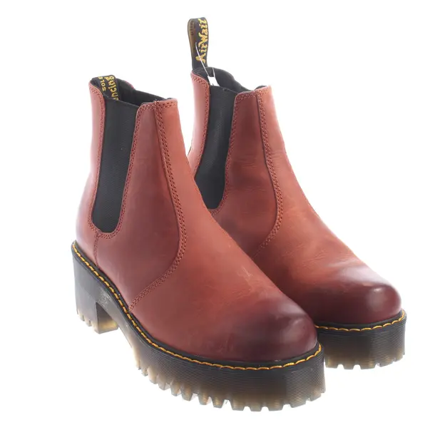 Chelsea Boots, in Brown, Dr. Martens