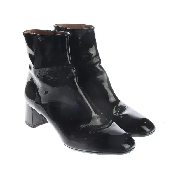 Ankle Boots, in Black, Aquazzura