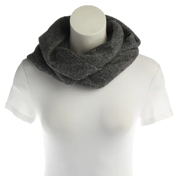 Scarf, in Gray, Wool, Marc Cain