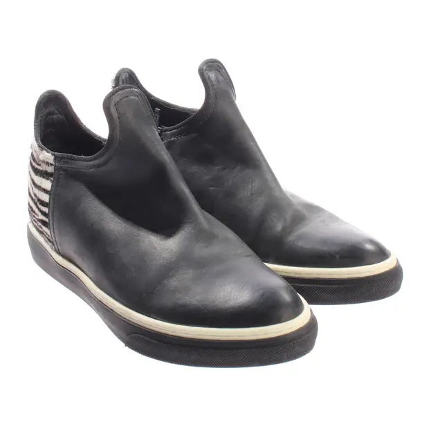 Halbschuhe, in Schwarz, Mexicana