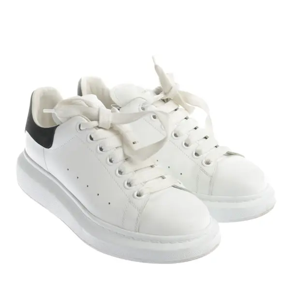 Sneaker in Weiß, , Alexander McQueen
