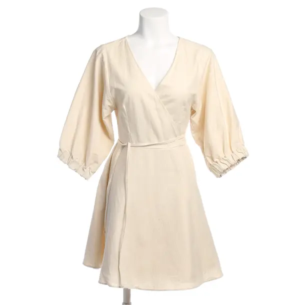 Dress in White, Cotton, by Aylin König