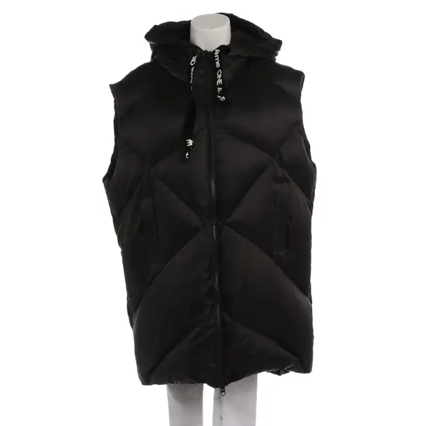 Vest in Black, Polyester, Grace