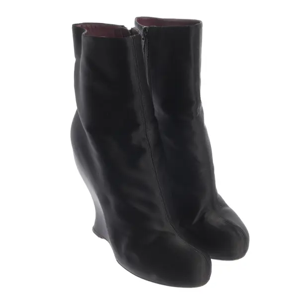 Stiefeletten in Schwarz, , Bottega Veneta