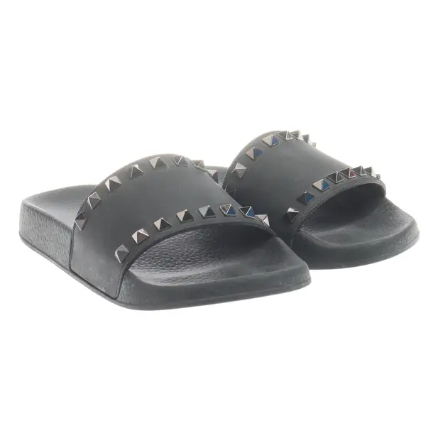 Slides, in Schwarz, Valentino