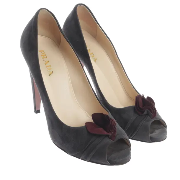 Peeptoes, in Grau, Prada