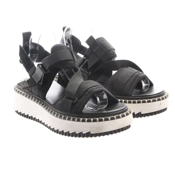 Plateausandalen in Schwarz, , Chloé