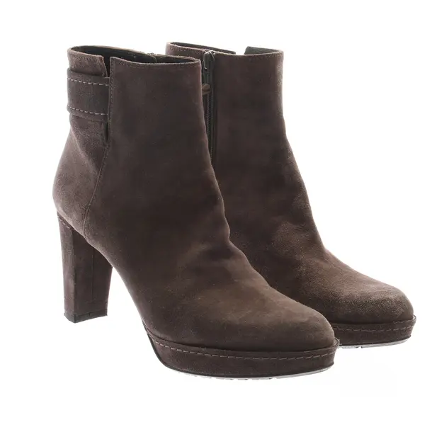 Ankle Boots in Brown, , Stuart Weitzman