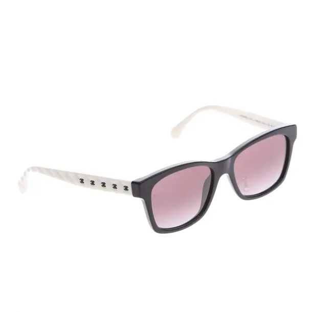 Sonnenbrille in Schwarz, Kunststoff, Chanel