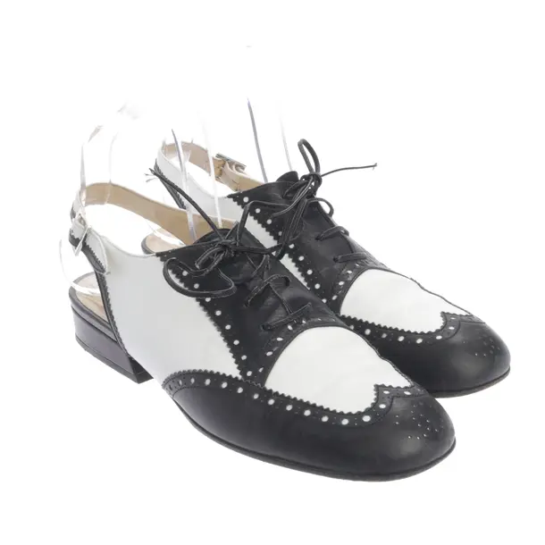Slingbacks in White, , Chanel