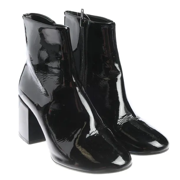 Ankle Boots in Black, , Maison Martin Margiela