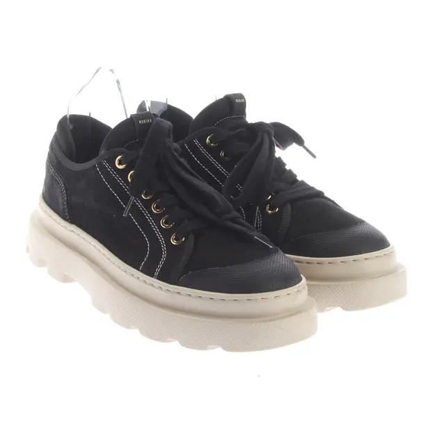 Sneakers in Black, , Nubikk