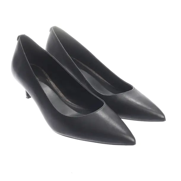 Pumps in Black, , Michael Kors