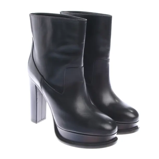 Ankle Boots in Black, , Alexander McQueen