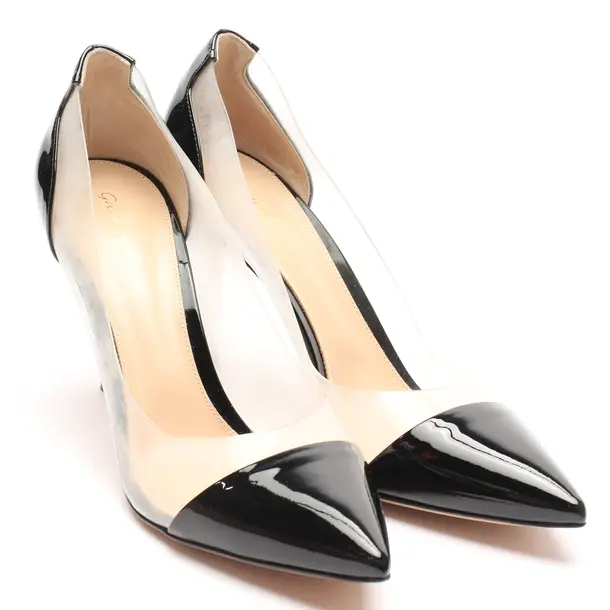 Pumps in Black, , Gianvito Rossi