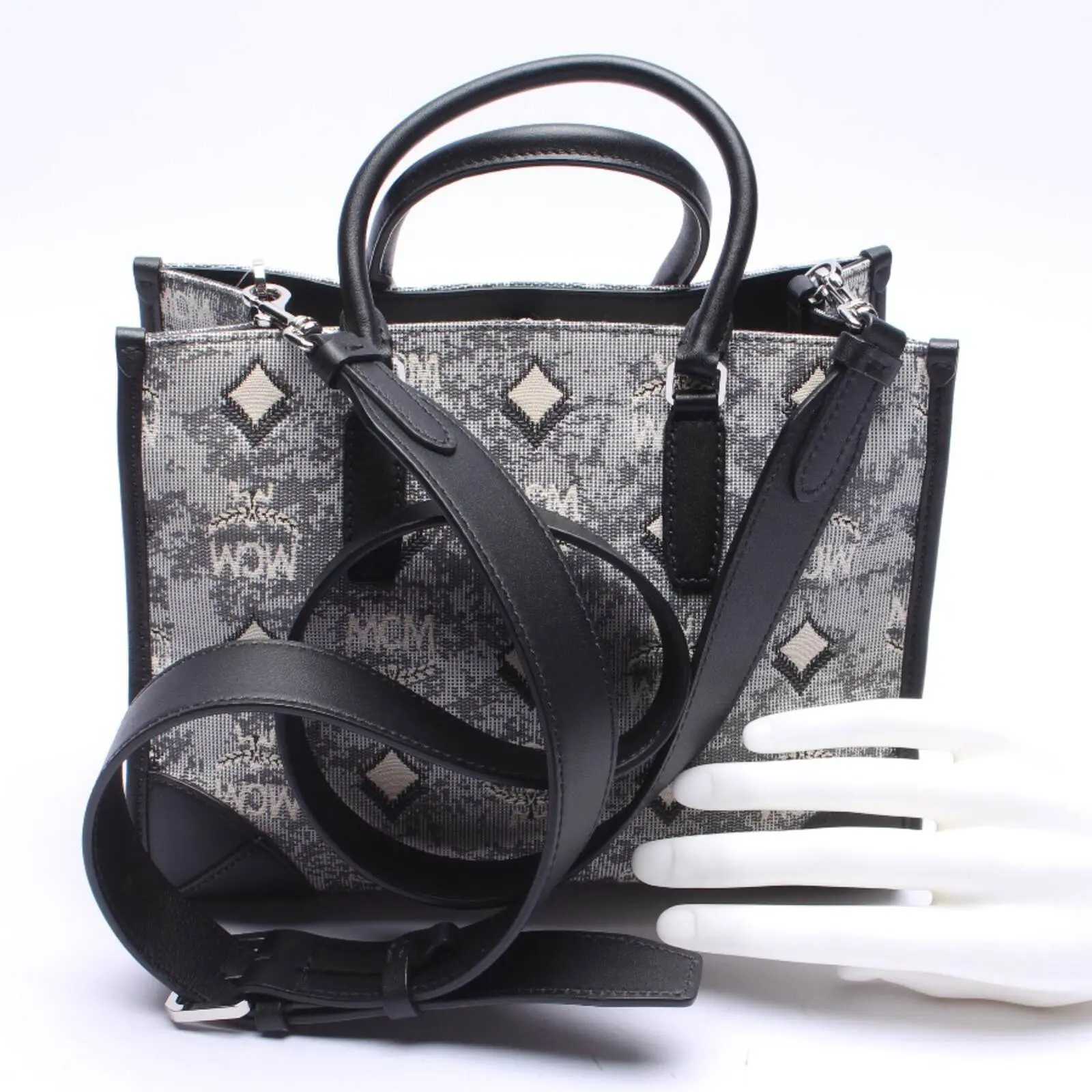 MCM München Small Schultertasche in Grau