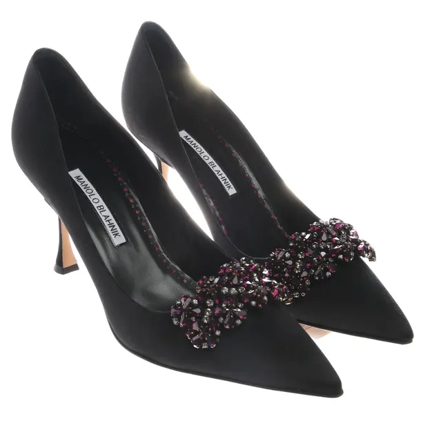 Pumps in Black, , Manolo Blahnik