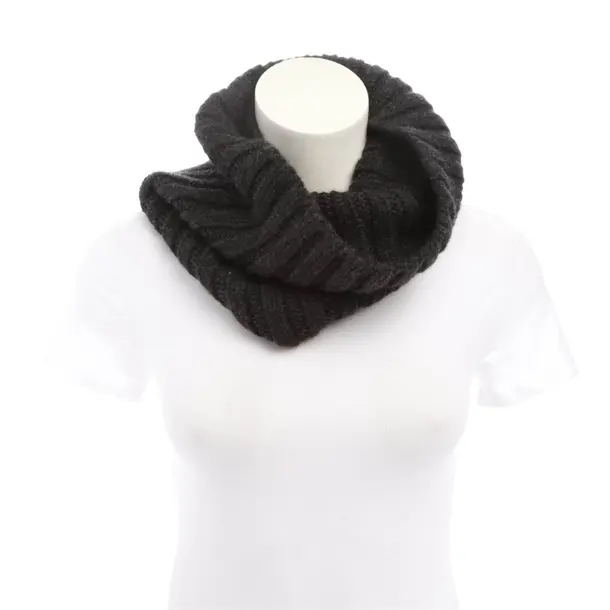 Scarf in Black, Cashmere, Loro Piana