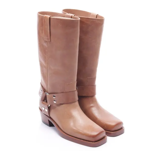 Ankle Boots in Brown, , Paris Texas