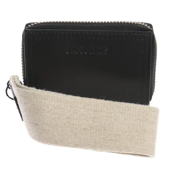Etui in Schwarz, Leder, Jacquemus