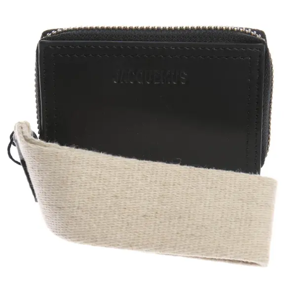 Etui in Schwarz, Leder, Jacquemus