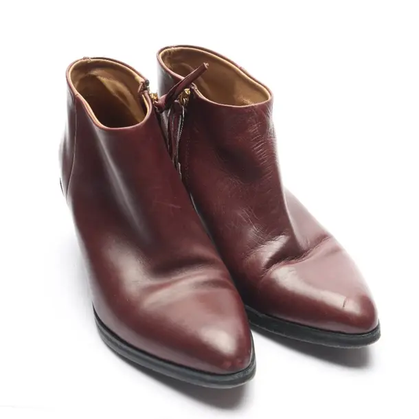 Ankle Boots in Braun, , Closed