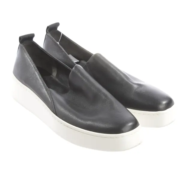 Sneakers, in Black, Vince