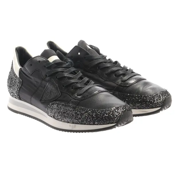 Sneakers in Black, , Philippe Model