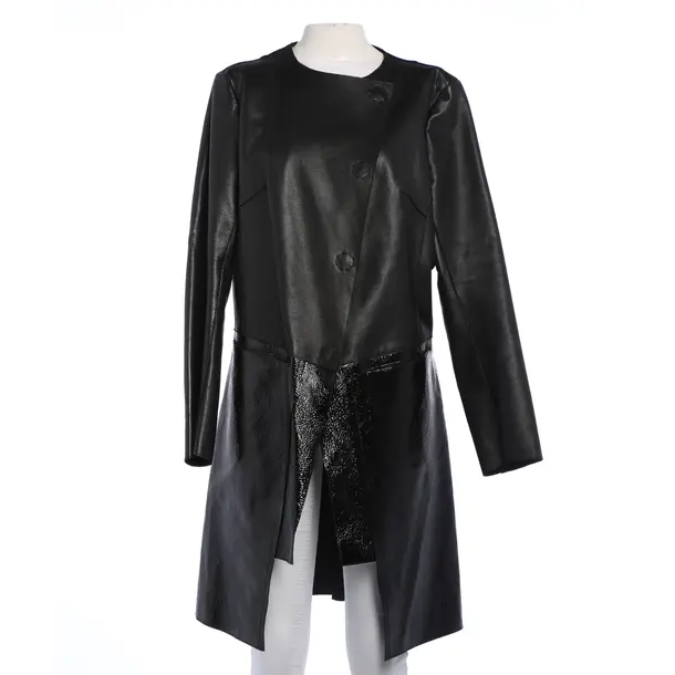 Leather Coat in Black, Leather, Fendi