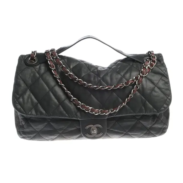 Schultertasche in Schwarz, Leder, Chanel