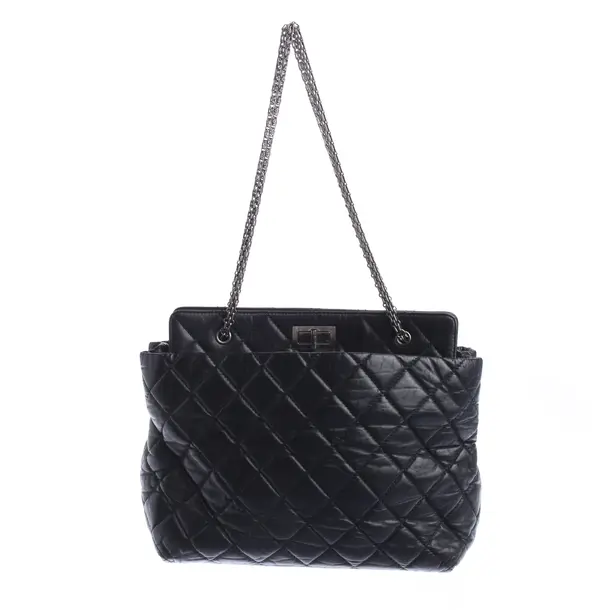Shoulder Bag in Black, Leather, Chanel