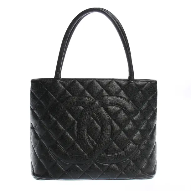 Shoulder Bag in Black, Leather, Chanel