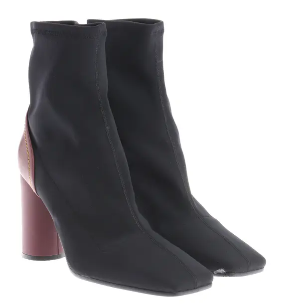 Stiefeletten in Schwarz, , Ellery