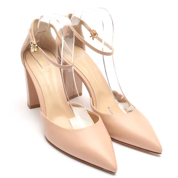 Pumps in Brown, , Gianvito Rossi