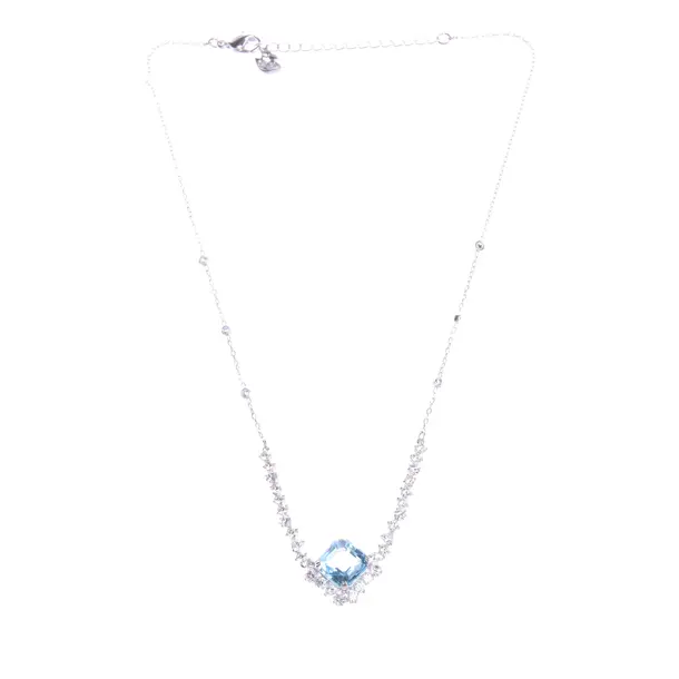 Necklace in Metallic, Metal (metallic, metallized), Swarovski
