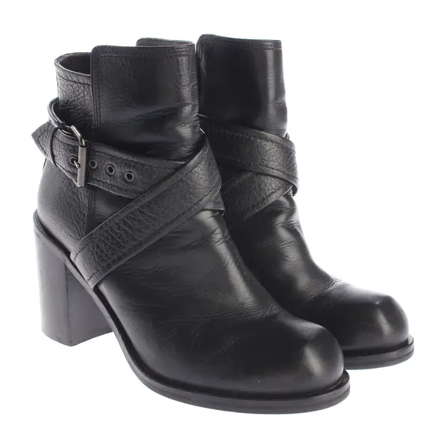 Ankle Boots, in Black, Alexander McQueen