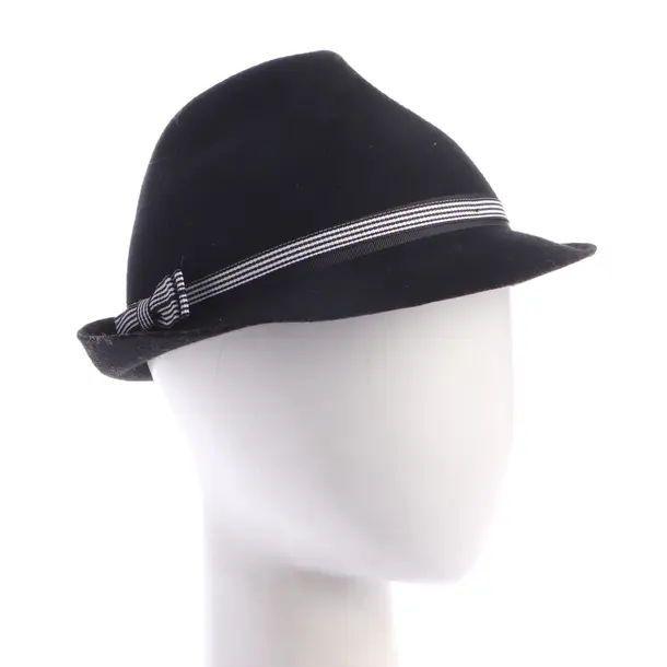 Hat in Black, Wool, Marc Cain