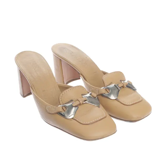 Pumps in Braun, , Prada