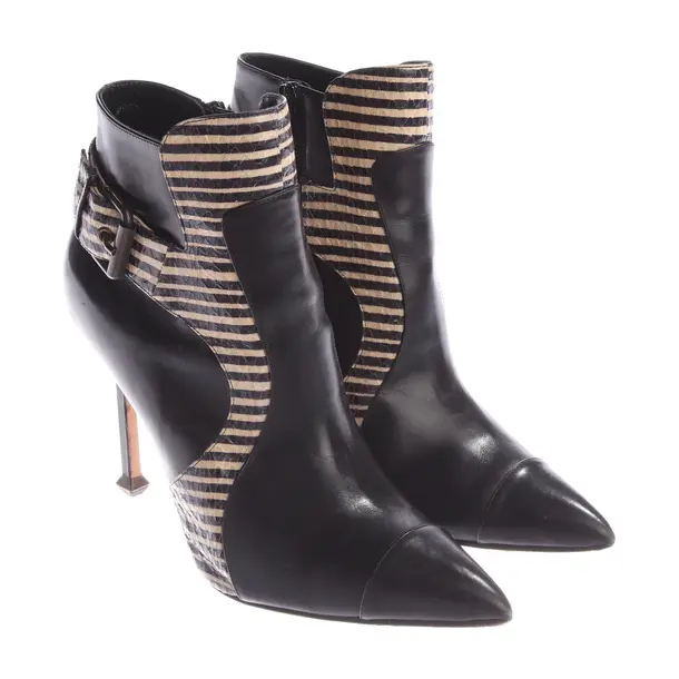 Ankle Boots, in Black, Manolo Blahnik
