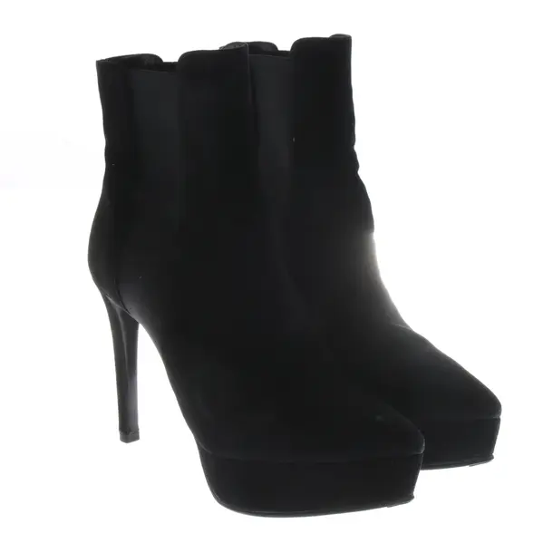 Stiefeletten in Schwarz, , Prada