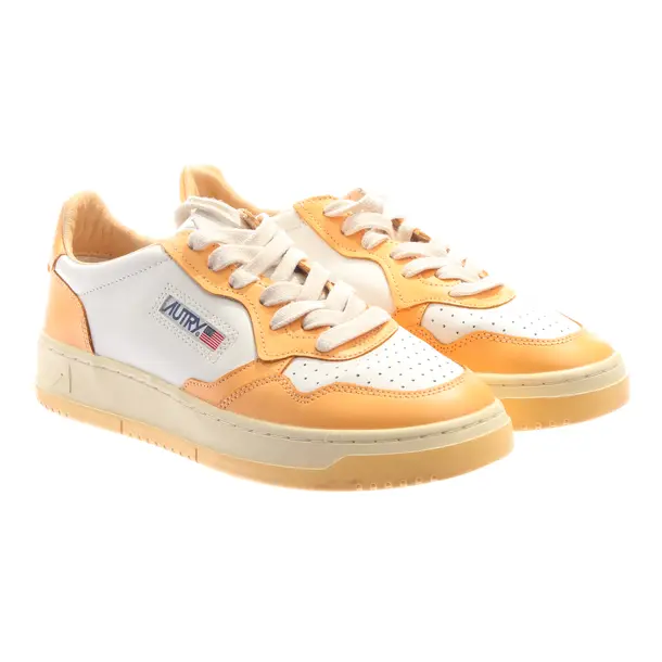 Sneakers in White, , Autry