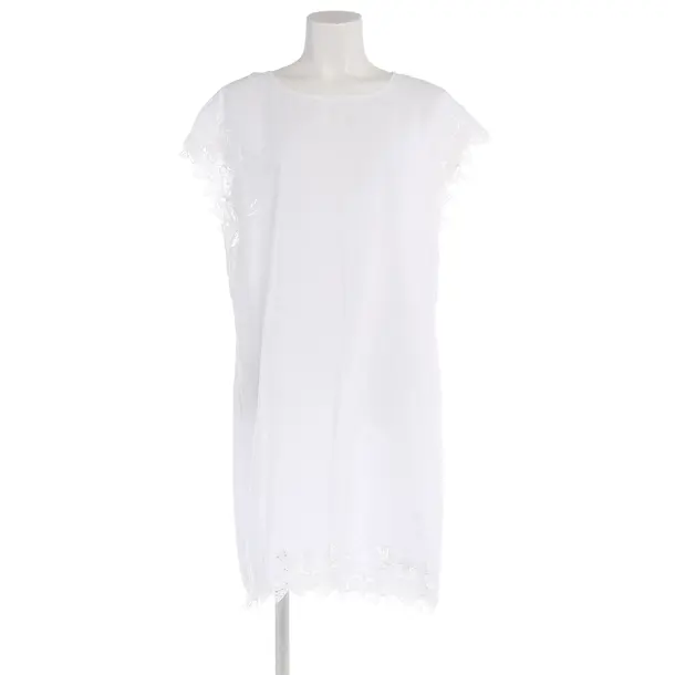 Dress in White, Cotton, Closed