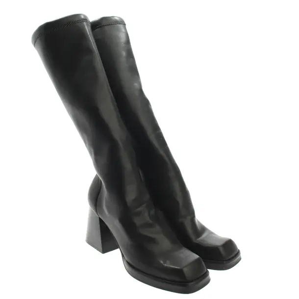 Boots, in Black, Ras
