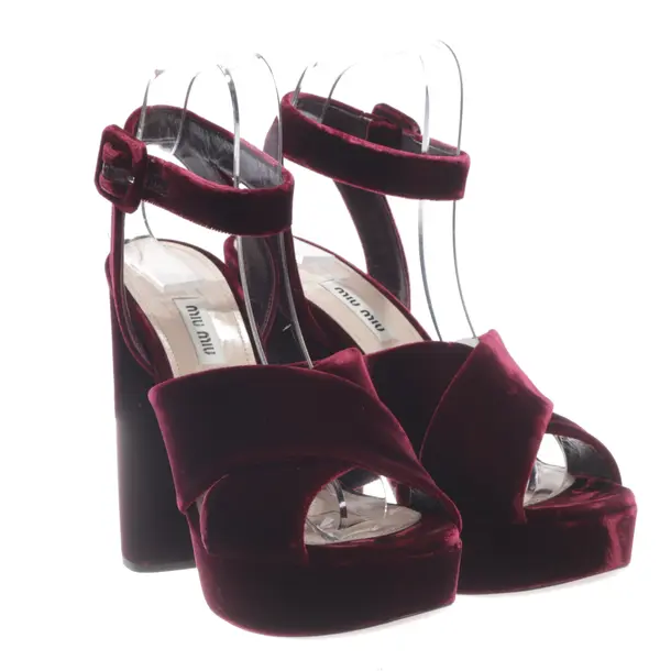 Pumps in Red, , Miu Miu
