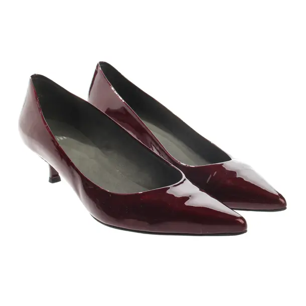 Pompe, in Bordeaux, Stuart Weitzman