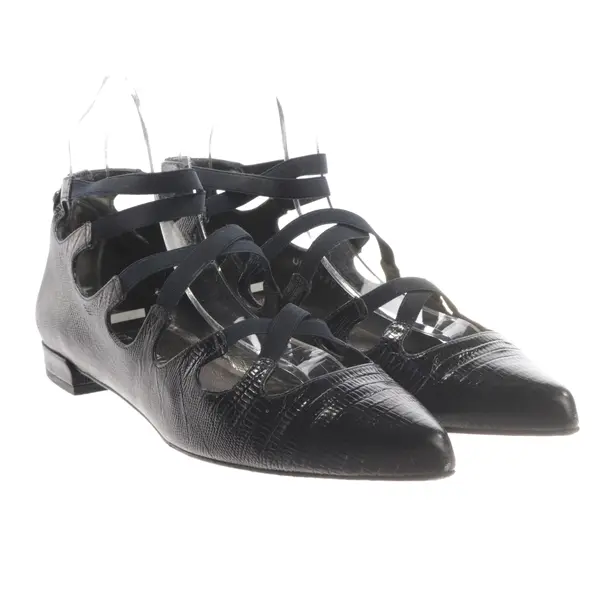 Flats, in Navy, Stuart Weitzman