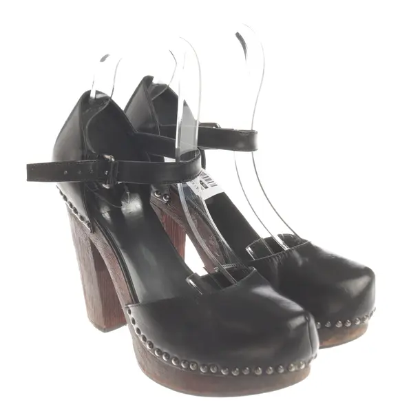 Pumps, in Black, Prada