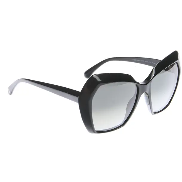 Sonnenbrille in Schwarz, Kunststoff, Chanel