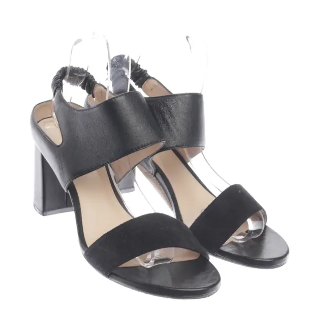 Sandaletten in Schwarz, , Stuart Weitzman